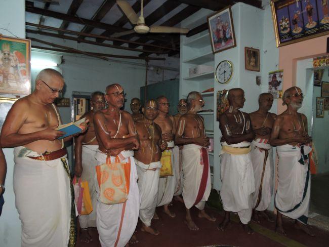 Sri-Poundarikapuram-Srimath-Andavan-Ashramam-Sri-Vennatrankarai-Andavan14