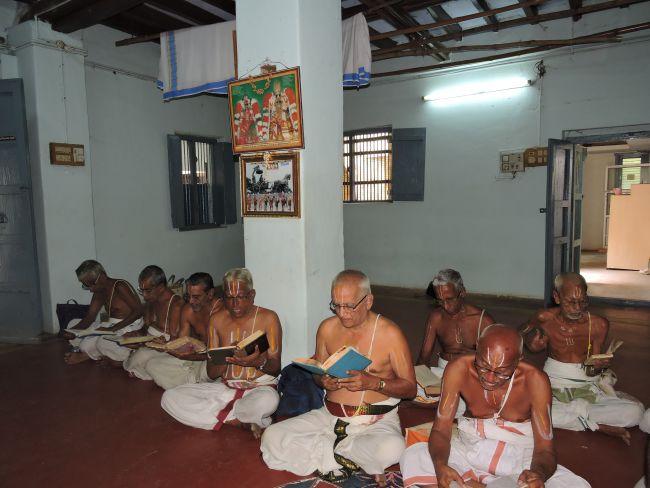 Sri-Poundarikapuram-Srimath-Andavan-Ashramam-Sri-Vennatrankarai-Andavan18
