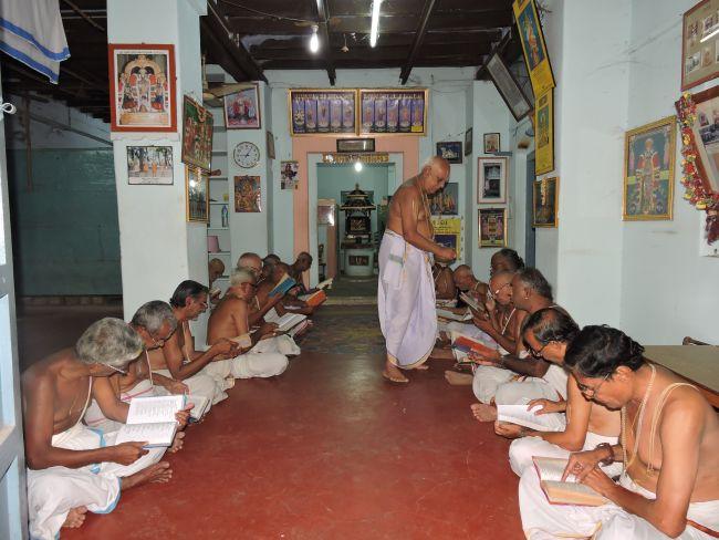 Sri-Poundarikapuram-Srimath-Andavan-Ashramam-Sri-Vennatrankarai-Andavan22