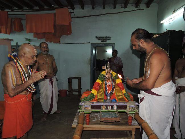 Sri-Poundarikapuram-Srimath-Andavan-Ashramam-Sri-Vennatrankarai-Andavan7