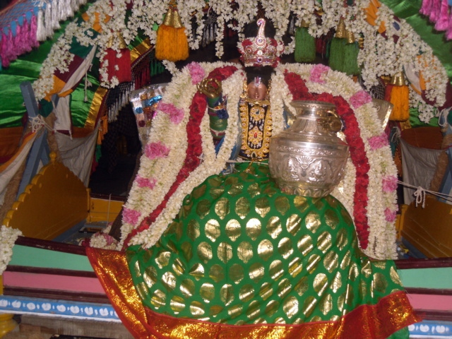 Thirukkannamangai_Sri_Bhakthavatsala_Perumal_Temple_Day8_04