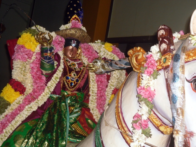 Thirukkannamangai_Sri_Bhakthavatsala_Perumal_Temple_Day8_12