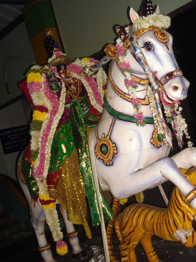 Thirukkannamangai_Sri_Bhakthavatsala_Perumal_Temple_Day8_21