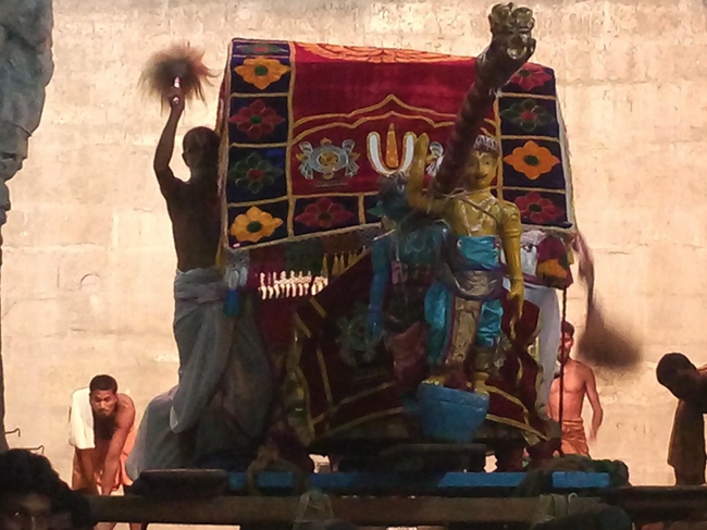 Thiruvallur_Veeraragava_Perumal_Day9_03