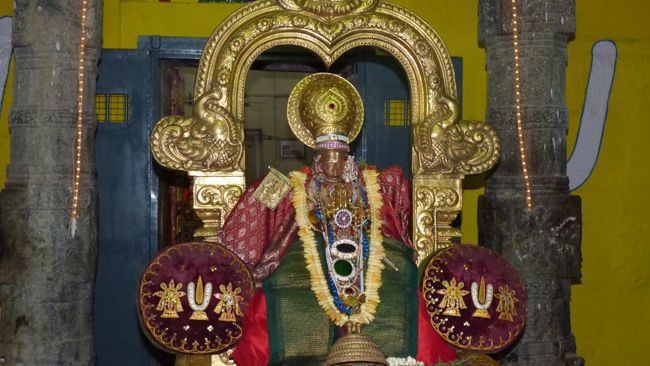 Kanchi-Sri-Varadaraja-Perumal2