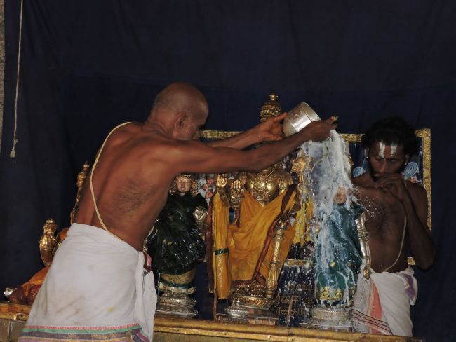 srimushnam udhaya garudasevai as on 9th may 16 (81)