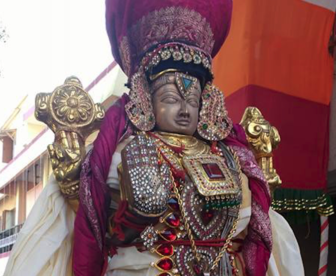 Arumbakkam-Sri-Satya-Varadaraja-Perumal