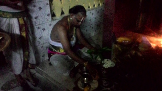 Arumbakkam-Sri Satyavaradaraja-Perumal7