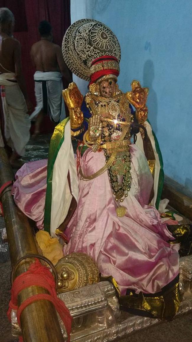 Kanchi-Sri-Varadaraja-Perumal7