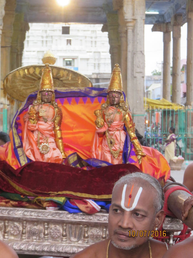 Kanchi_Varadaraja_Perumal_Temple_Kodai_Utsavam_Day5_09