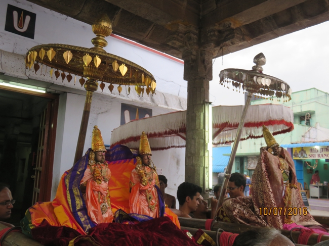 Kanchi_Varadaraja_Perumal_Temple_Kodai_Utsavam_Day5_15