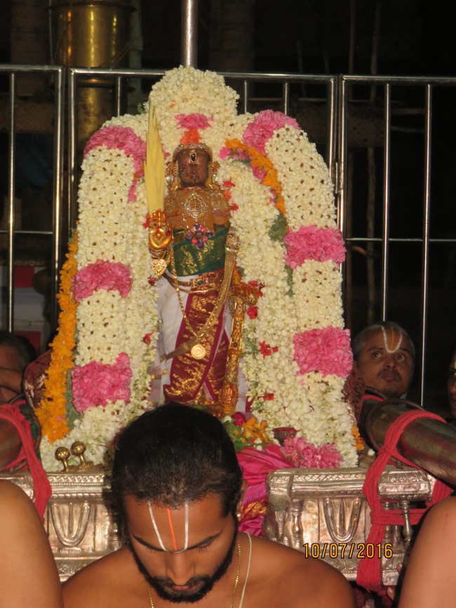 Kanchi_Varadaraja_Perumal_Temple_Kodai_Utsavam_Day5_33