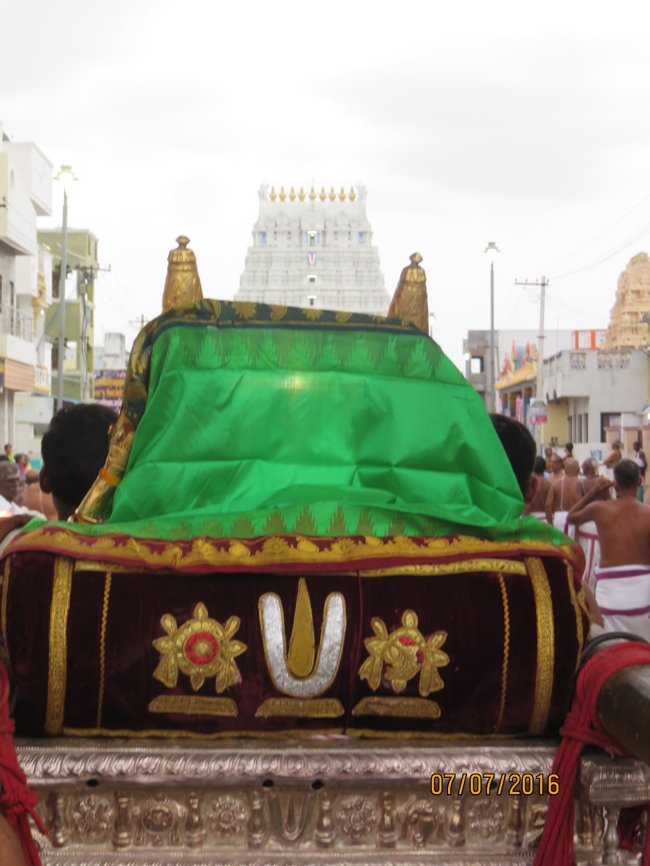 Kodai_Utsavam_Kanchi_Varadaraja_Perumal_Temple_11