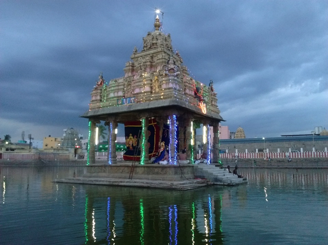 Thiruvallur-Sri-Veeraraghava-Perumal_22