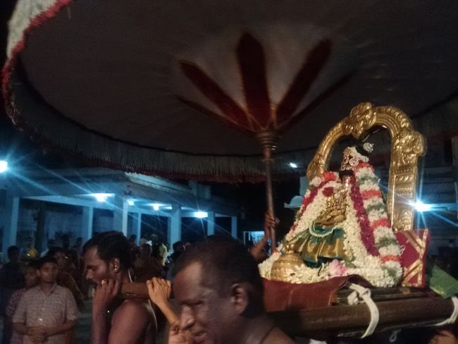 Thiruvelukkai-Sri-Amrithavalli-Thayar24