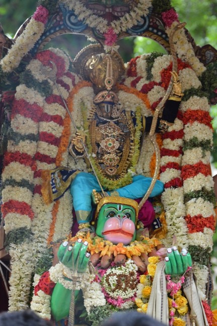 West_Mambalam_Sri_Sathyanarayana_Perumal_Temple_Day3_04