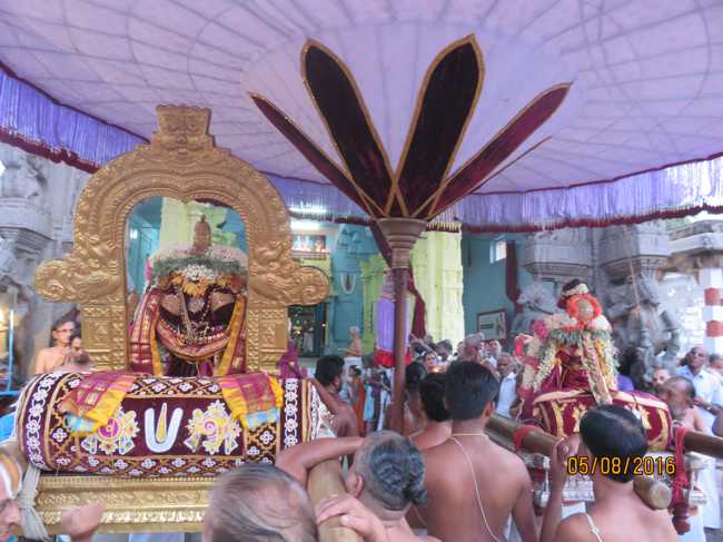 Kanchi_Sri_Varadaraja_Perumal_Temple_Thiruvaadipooram_Thirukkalyanam_07