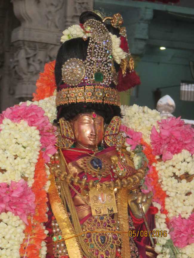 Kanchi_Sri_Varadaraja_Perumal_Temple_Thiruvaadipooram_Thirukkalyanam_12