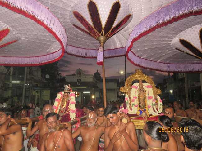 Kanchi_Sri_Varadaraja_Perumal_Temple_Thiruvaadipooram_Thirukkalyanam_18