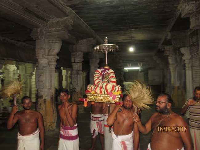 Kanchi_Varadaraja_Perumal_Temple_31