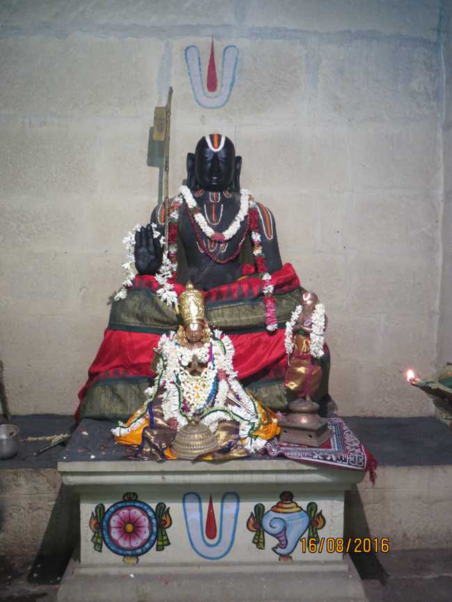 Kanchi_Varadaraja_Perumal_Temple_32
