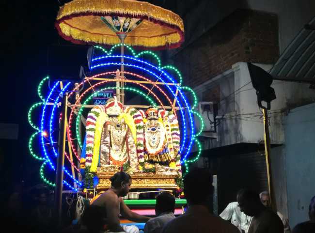 Pondicherry_Sri_Varadaraja_Perumal_Temple_Thiruvaadipooram_04