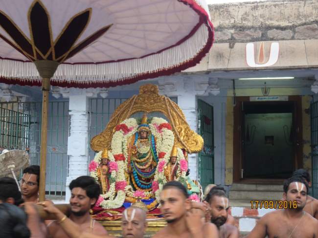 kanchi-sri-devarajaswami-temple-pavithrotsavam-day-2-2016010