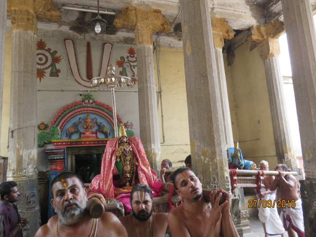 kanchi-sri-devarajaswami-temple-purattasi-krishna-ekadasi-purappadu-2016006