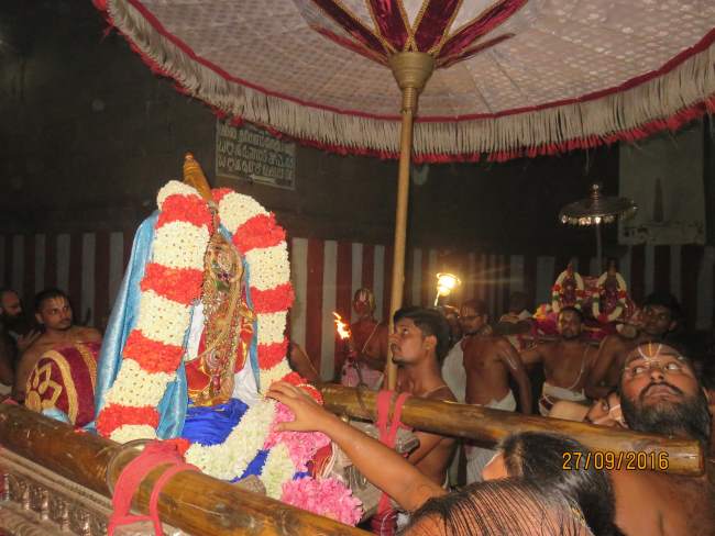 kanchi-sri-devarajaswami-temple-purattasi-krishna-ekadasi-purappadu-2016035