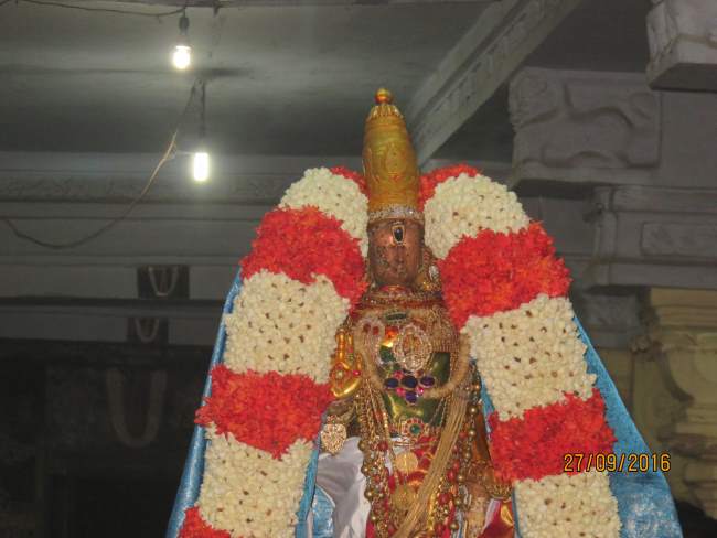 kanchi-sri-devarajaswami-temple-purattasi-krishna-ekadasi-purappadu-2016039