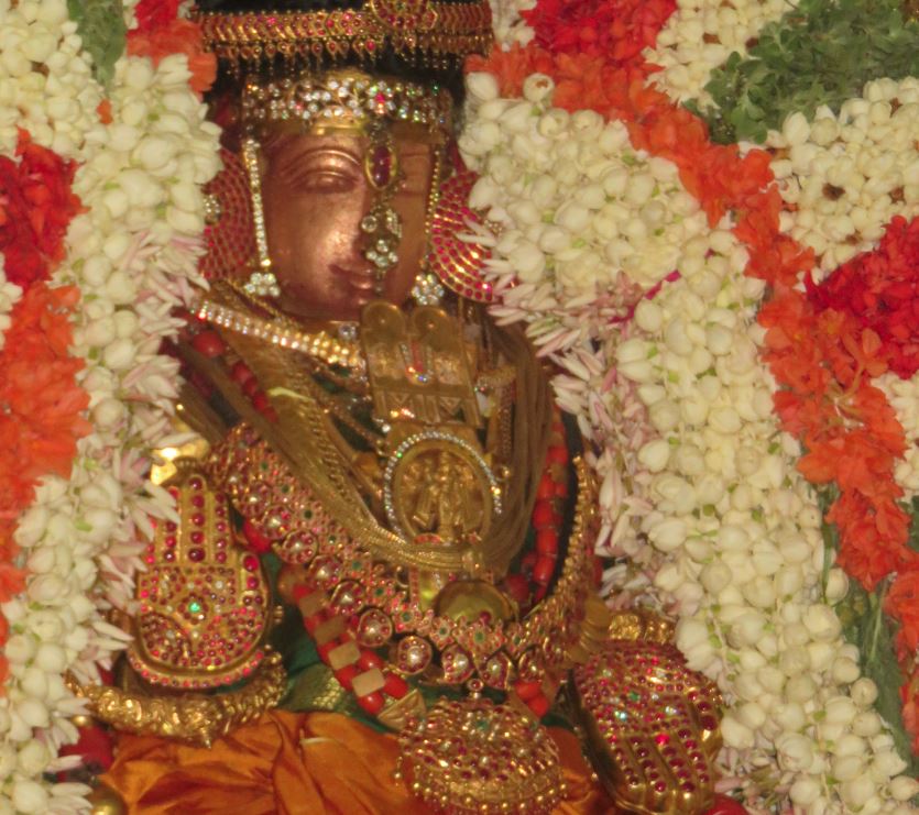 kanchi-sri-perundhevi-thayar-sukravara-purappadu-2016