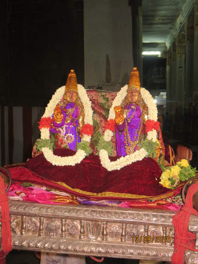 kanchi-devaperumal-sannadhi-avani-sukla-ekadesi-purappadu-2016022