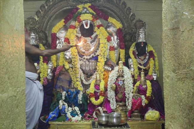 malayankulam-sri-veetriruntha-narayan-perumal-temple-pavithrotsavam-003