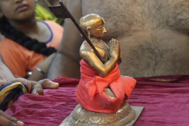 pondy-sri-hayagreevar-sannadhi-dharmapeedam-pradhistai022