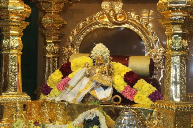 pondy-sri-hayagreevar-sannadhi-dharmapeedam-pradhistai030