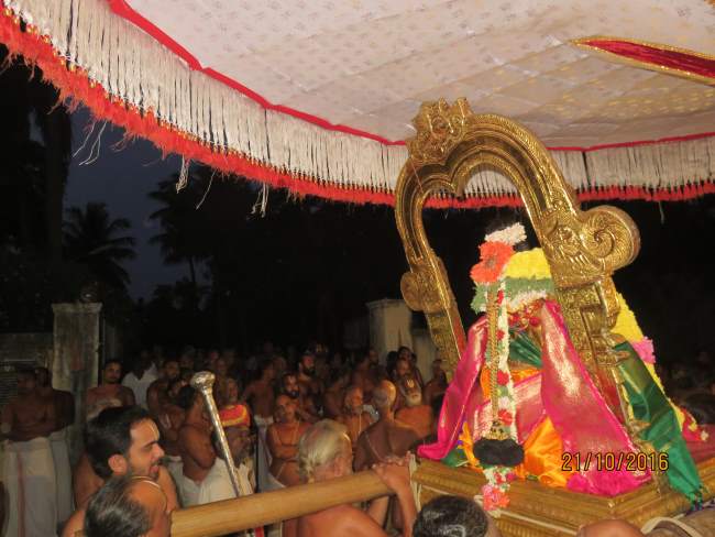 kanchi-devarajaswami-temple-aippasi-sukravara-purappadu-2016027