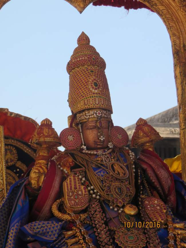 kanchi-devarajaswami-temple-mahanavami-morning-purappadu-2016023