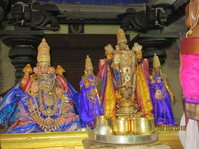kanchi-devarajaswami-temple-mahanavami-morning-purappadu-2016038