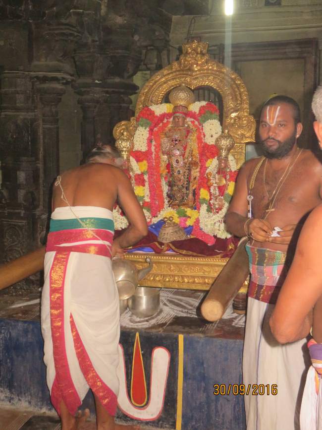 kanchi-devarajaswami-temple-navarathri-utsavam-day-1-2016011