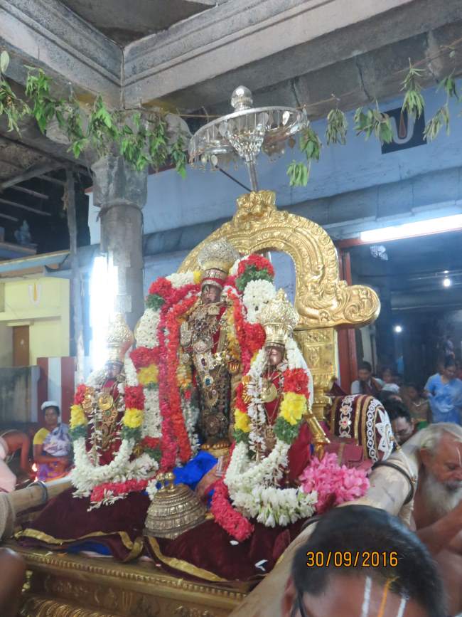 kanchi-devarajaswami-temple-navarathri-utsavam-day-1-2016012