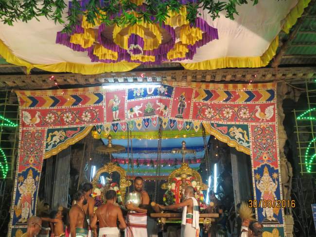 kanchi-devarajaswami-temple-navarathri-utsavam-day-1-2016028