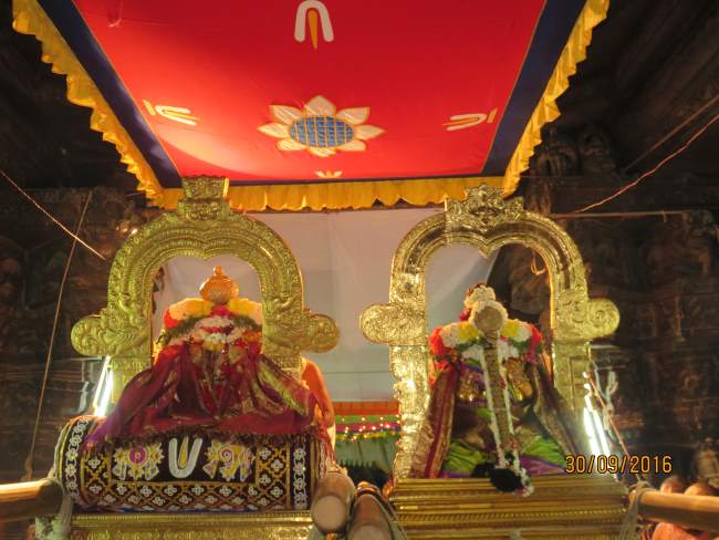 kanchi-devarajaswami-temple-navarathri-utsavam-day-1-2016035