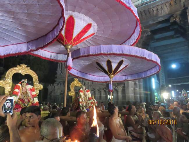 kanchi-devarajaswami-temple-navarathri-utsavam-day-6-2016020
