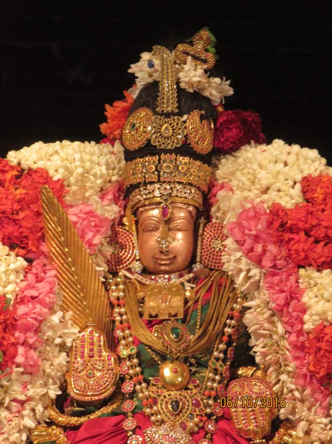 kanchi-devarajaswami-temple-navarathri-utsavam-day-6-2016038
