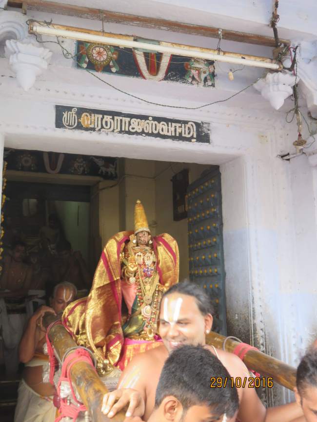 kanchi-sri-devarajaswami-temple-deepavali-purappadu-2016001