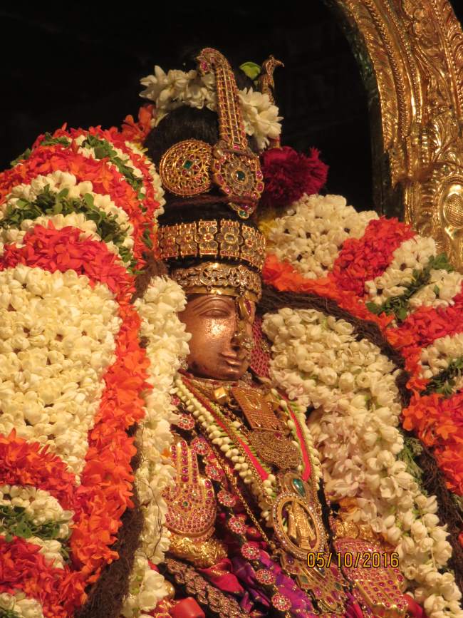 kanchi-sri-devarajaswami-temple-navarathri-utsavam-day-6026