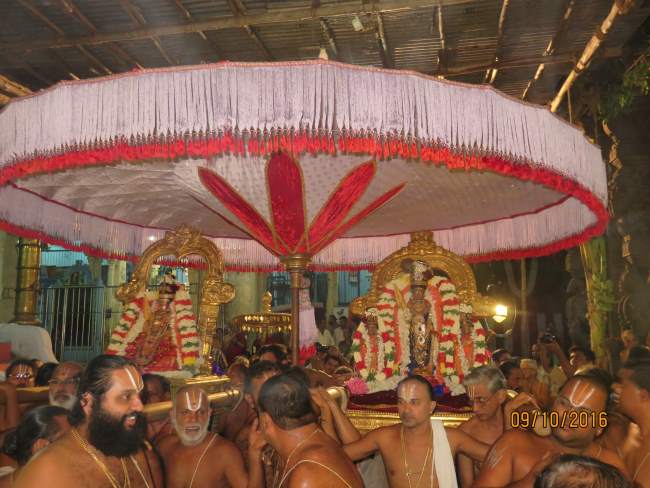 kanchi-sri-devarajaswami-temple-navarathri-utsavam-concludes-2016009