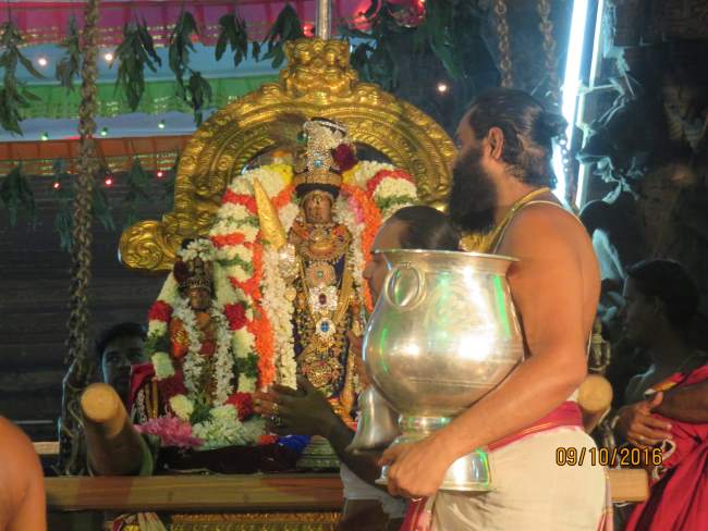 kanchi-sri-devarajaswami-temple-navarathri-utsavam-concludes-2016020