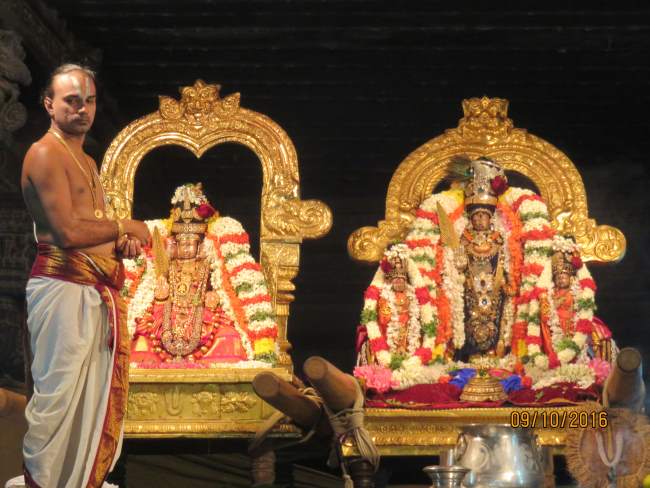 kanchi-sri-devarajaswami-temple-navarathri-utsavam-concludes-2016029