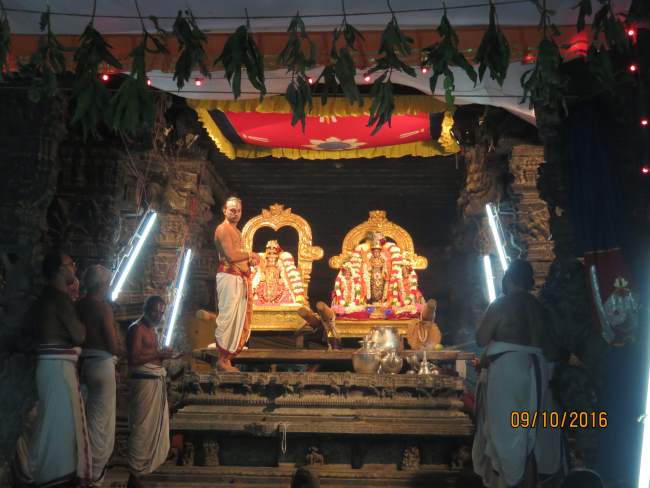 kanchi-sri-devarajaswami-temple-navarathri-utsavam-concludes-2016030